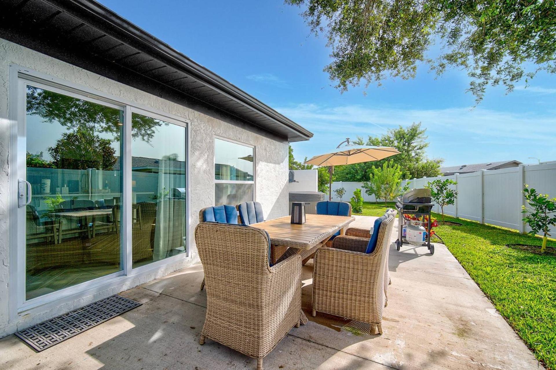 Tranquil Breeze Villa Bradenton Exterior photo
